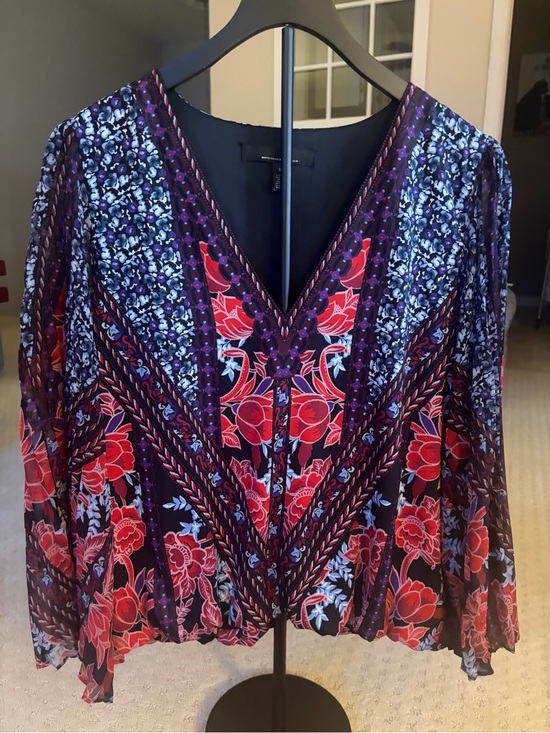 White House Black Market Tops - White House Black Market Floral V-Neck Blouse in Red and Purple